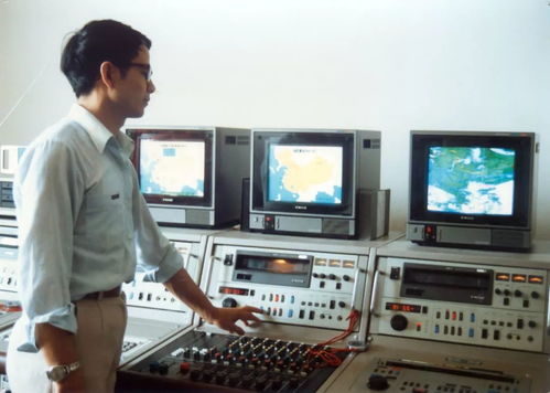 《聯播天氣預報》 四十載熒屏記憶，一部流動的氣象史詩